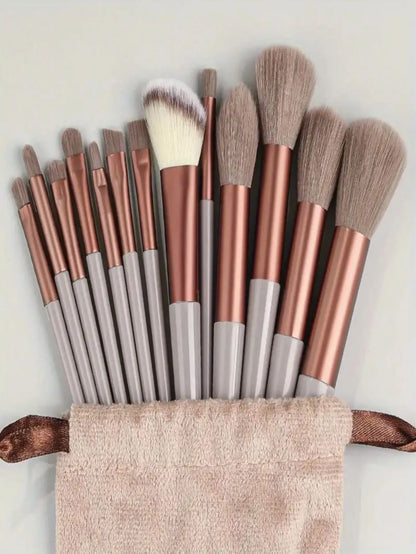 Makeup Brush Set - Soft Fluffy Professional Cosmetic Tools