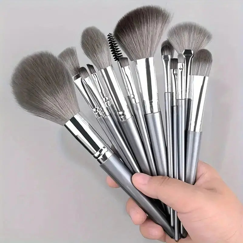 Makeup Brush Set - Soft Fluffy Professional Cosmetic Tools